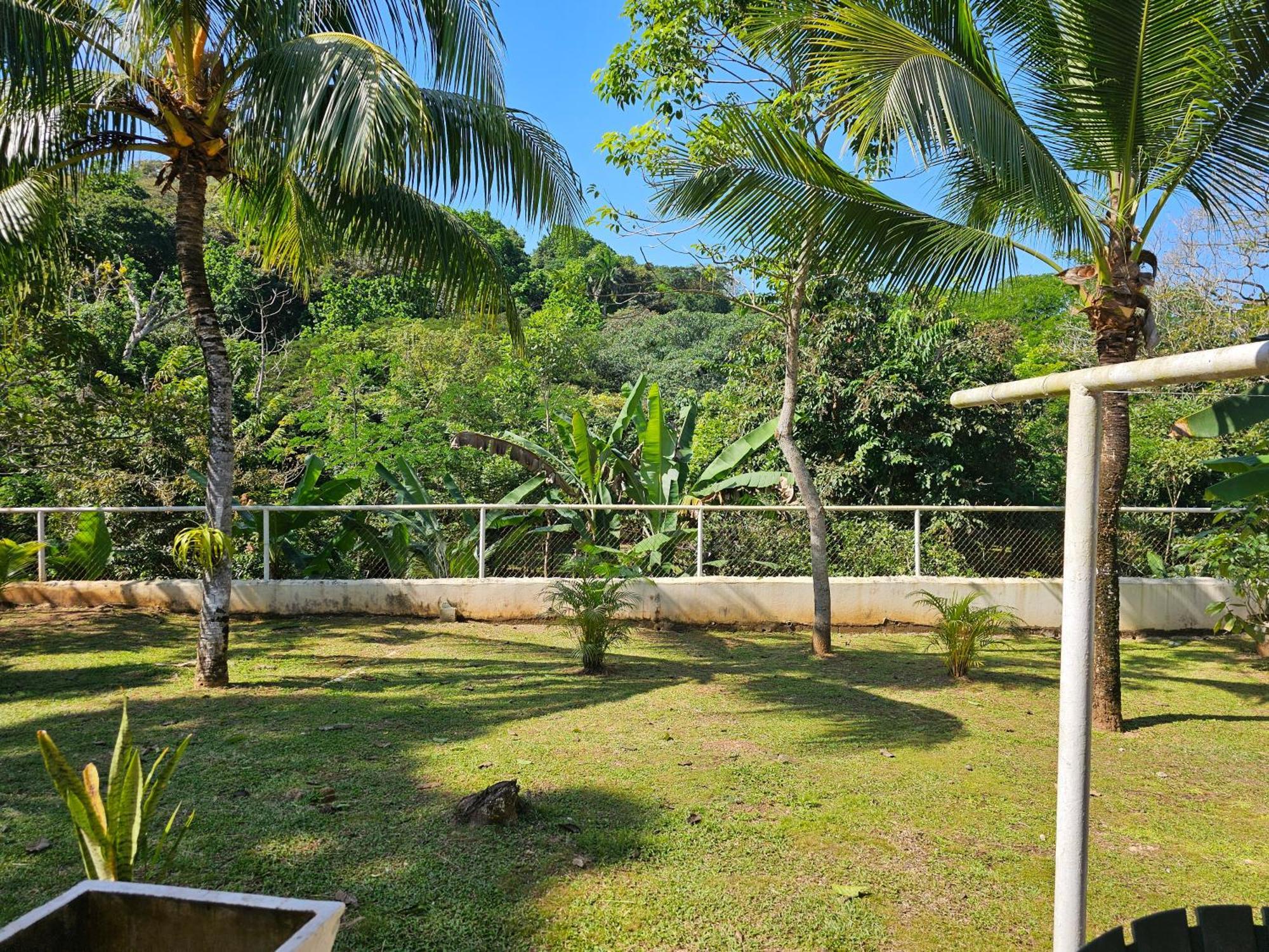 Oasis With Pool Near Panama Canal Екстериор снимка